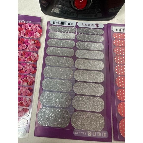 Jamberry Nail Dryer PLUS Jamberry Nail Wraps! - Picture 6 of 15